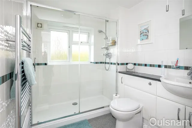 Photo 3 — Button Drive, Bromsgrove, Worcestershire, B61 8RS