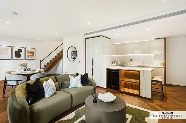 Embassy Gardens, SW11, photo 2