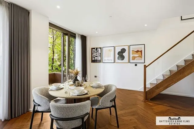 Embassy Gardens, SW11, photo 3