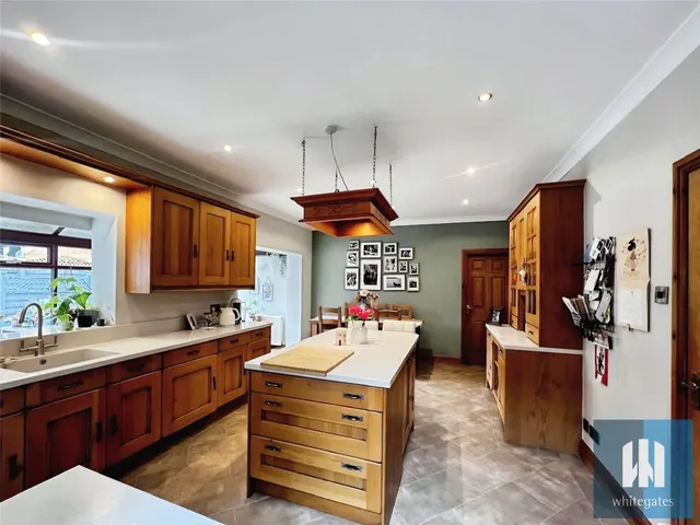 Grove Street, Mirfield, WF14, photo 3