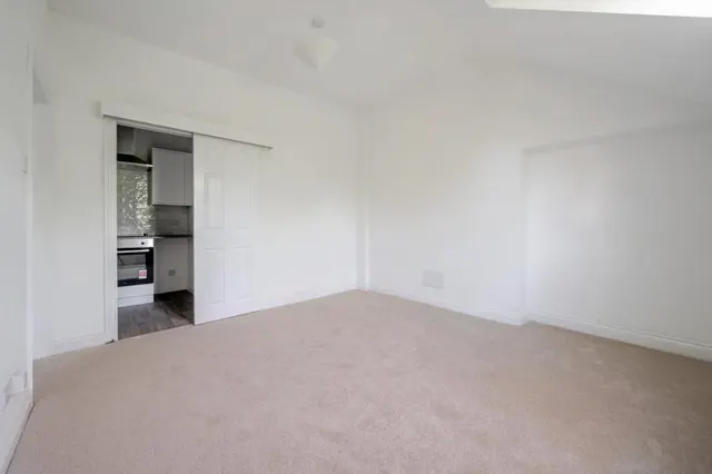 Upton Park, Slough, SL1, photo 3