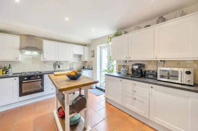 Crouch Street, Banbury, OX16, photo 3