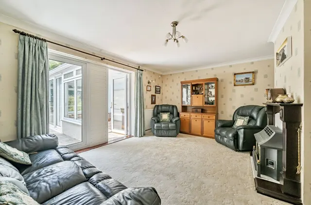 Photo 3 — Bramble Lane, Honiton, Devon, EX14 1AS