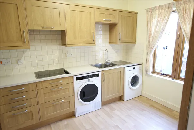 Photo 2 — Hartford Court, Hartley Wintney, Hook, Hampshire, RG27 8PQ