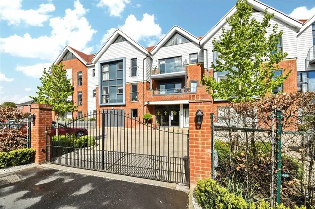 Duttons Road, Romsey, SO51, photo 1