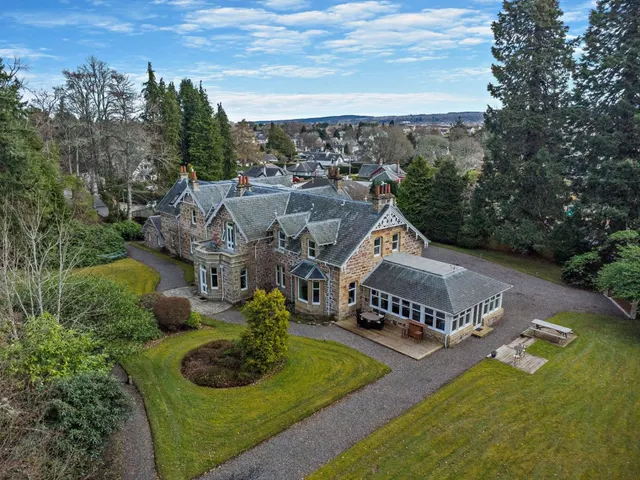 Photo 2 — Merlewood Road, Inverness, Highland, IV2 4NL