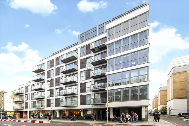 1 bedroom flat — Fulham Road, London, SW10