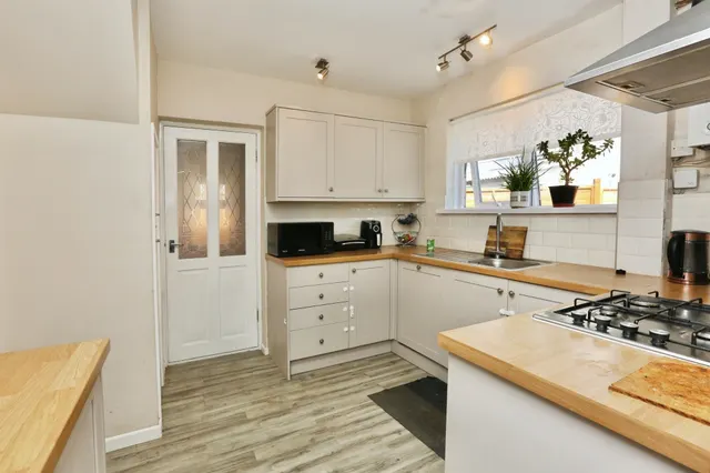 Beauchamp Avenue, Gosport, photo 1