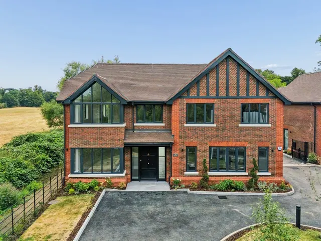 Mill Lane, Chalfont St. Giles, photo 1