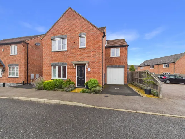 Prince George Avenue, Oakham, LE15, photo 1