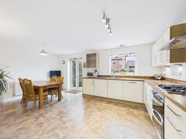 Prince George Avenue, Oakham, LE15, photo 3