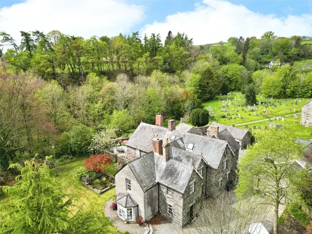 Llanrhaeadr Ym Mochnant, Oswestry, Powys, SY10, photo 1