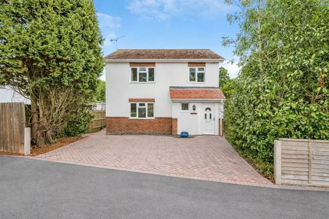 Cowleas Cottages, Romsey, SO51, photo 1