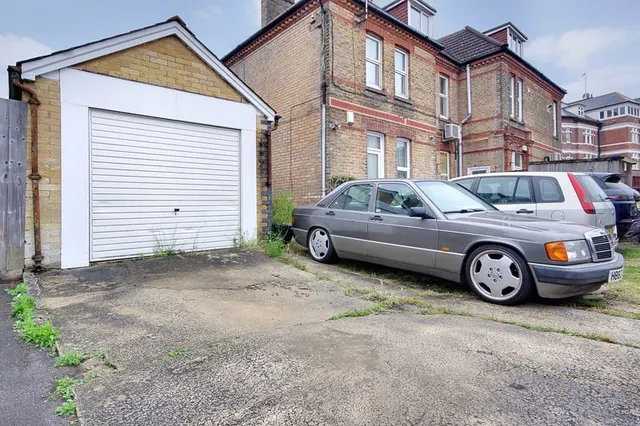 Photo 2 — 454 Christchurch Road, Bournemouth BH1 4BA