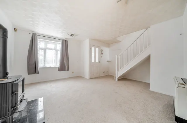Dandelion Close, Gosport, PO13, photo 3
