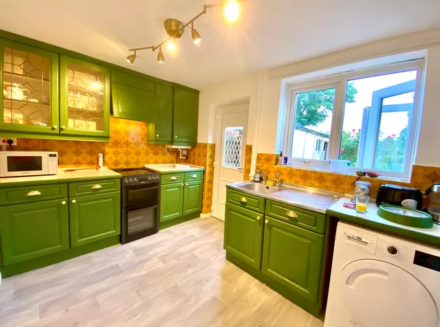 Hadley Park Road, Leegomery, TF1, photo 2