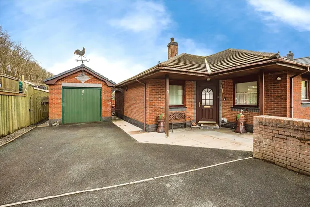 Clos Allt Fach, Llanrhystud, SY23, photo 2