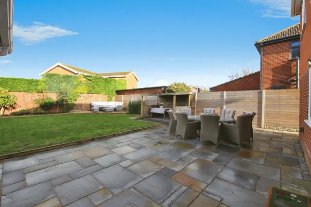 Hatt Close, Moulton, PE12, photo 2