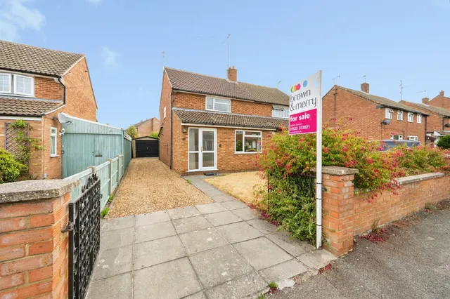 Waterdell, Leighton Buzzard, photo 1