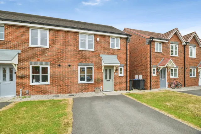 Bridgewater Court, Middlesbrough, TS4, photo 1