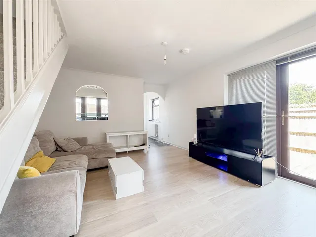 Photo 3 — Terminus Road, Bexhill-On-Sea, TN39 3LR