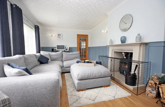 Minffordd Road, Llanrug, LL55, photo 3