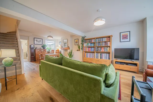 Photo 2 — Chamberlayne Road, Eastleigh, SO50 5HY