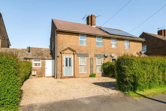 Cotswold Crescent, Chipping Norton, OX7, photo 1