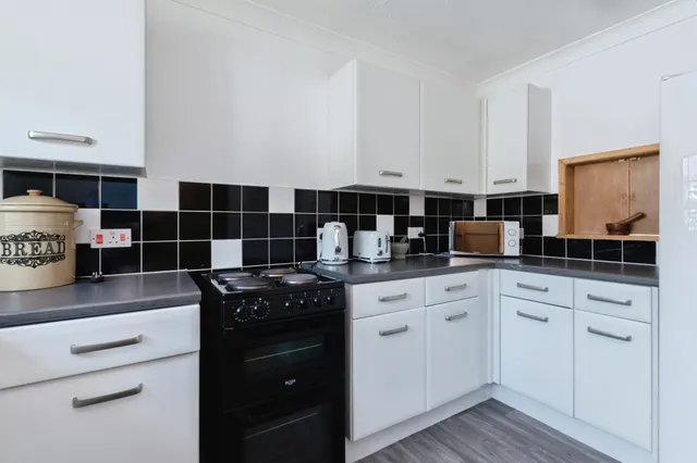 Flaxfields End, Fordingbridge, SP6, photo 3