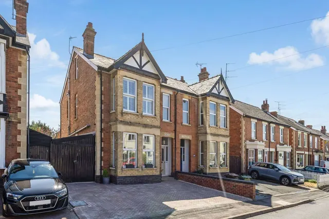 Prestbury Road, Cheltenham, Gloucestershire, GL52 3ES, photo 1
