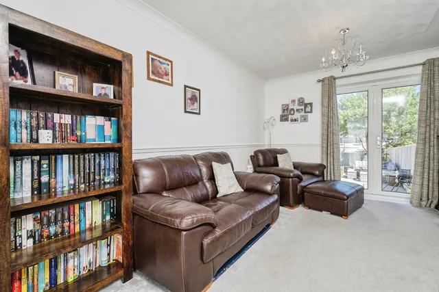 Pomphlett Close, Plymouth, PL9, photo 3