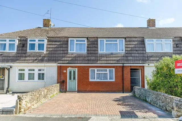 Coleshill Drive, BRISTOL, Avon, BS13, photo 1