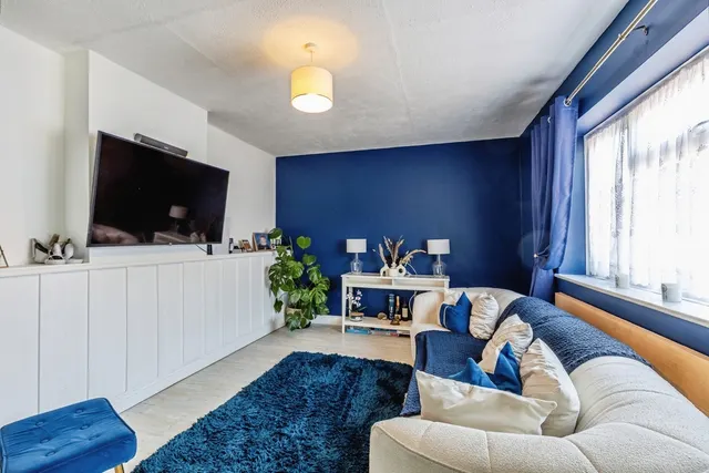 Photo 2 — Coleshill Drive, BRISTOL, Avon, BS13