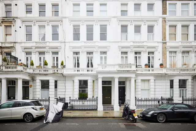 Charleville Road, London, photo 1