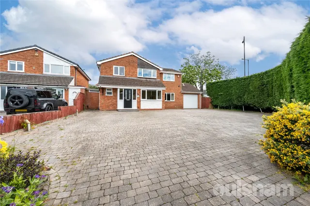 Hole Lane, Northfield, Birmingham, B31 2BZ, photo 1