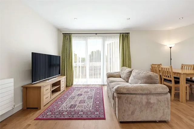 Lawn Road, London, NW3, photo 1