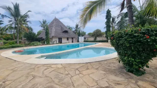 Tranquil Makuti Studio Retreat Walki...
