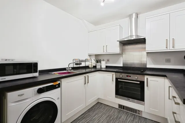 Boscombe Road, Amesbury, SP4, photo 2