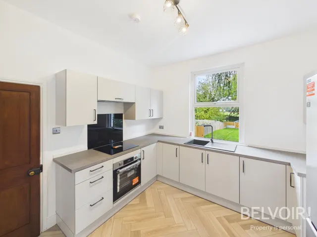 Lichfield Road, Stafford, ST17, photo 2