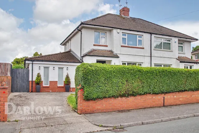 Elgar Crescent, Cardiff, photo 1