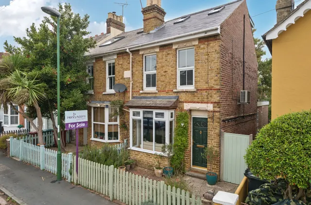 Grove Road, Chichester, PO19, photo 1