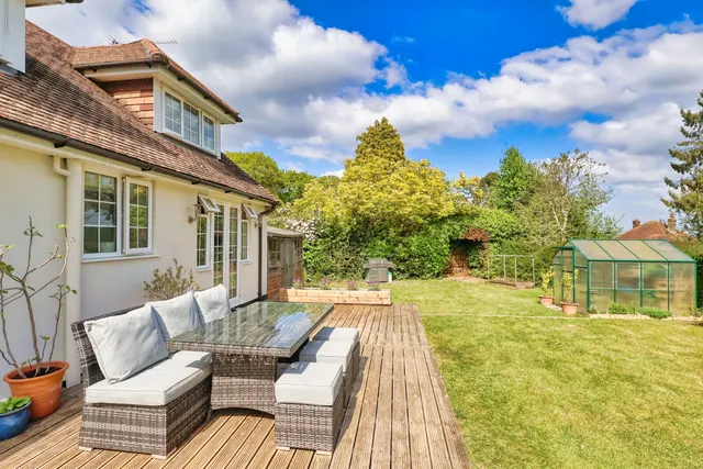 Christopher Close, High Wycombe, HP14, photo 2