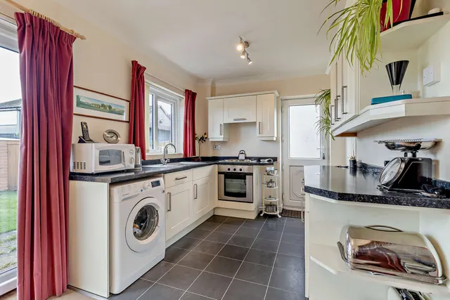 Windmill Drive, Wadworth, DN11, photo 3