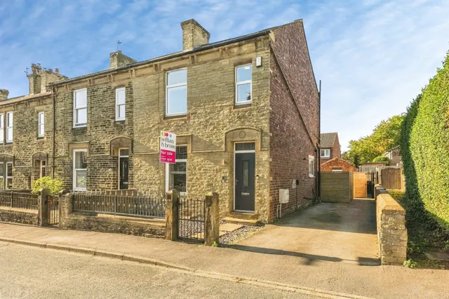 Cross Ryecroft Street, Ossett, WF5, photo 1