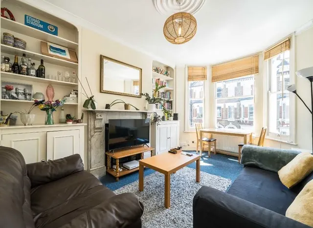 Photo 2 — Mayflower Road, Clapham, SW9