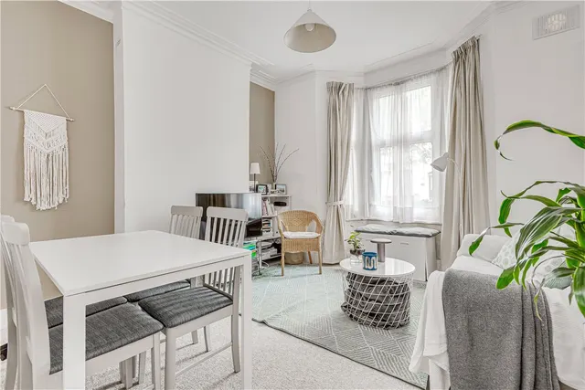 1 bedroom flat, Beryl Road, London, W6