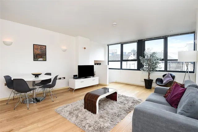 Marzell House, Lanfrey Place, London, W14, photo 1