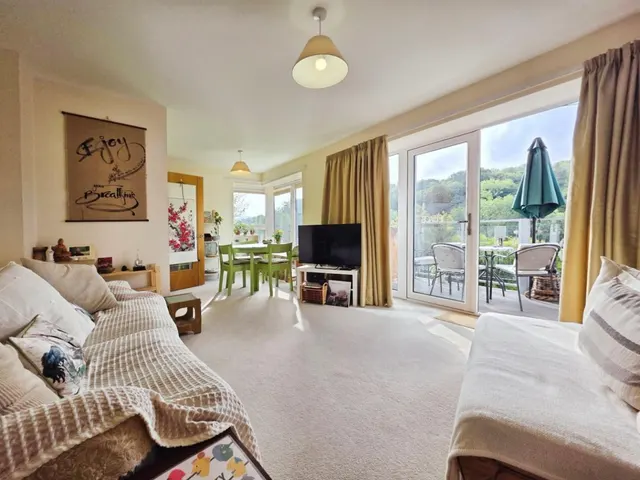 Cainscross Road, Stroud, GL5, photo 2