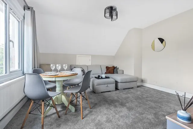 The Avenue, Ascot, SL5, photo 3