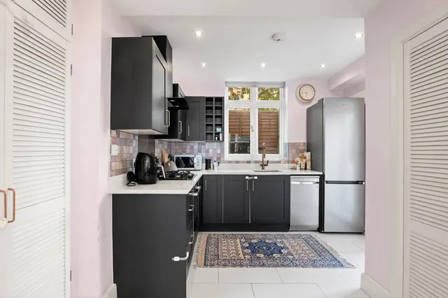 Elgin Avenue, London, W9, photo 2